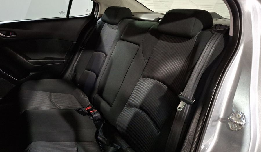 Mazda 3 2.5 SEDÁN S TA Sedan 2016