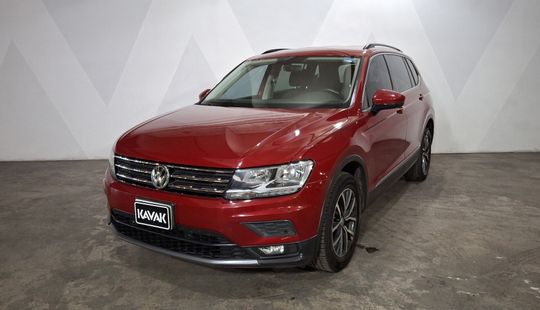 Volkswagen • Tiguan