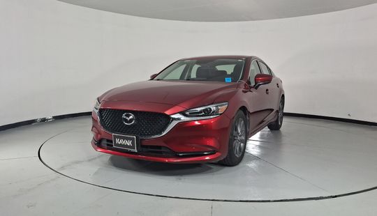 Mazda • Mazda 6