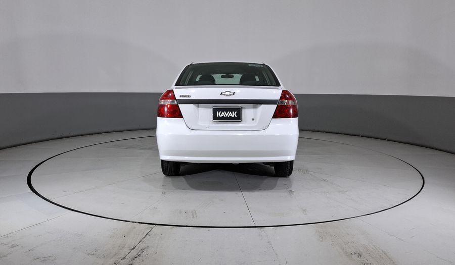 Chevrolet Aveo 1.6 MT M Sedan 2013