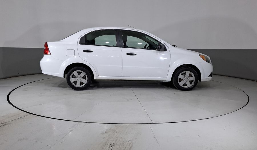 Chevrolet Aveo 1.6 MT M Sedan 2013