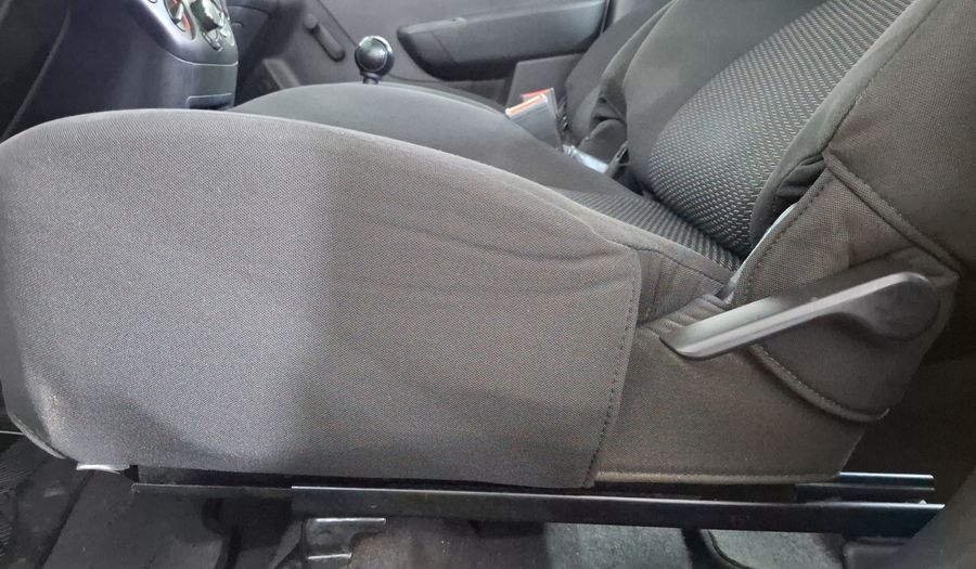 Chevrolet Aveo 1.6 MT M Sedan 2013