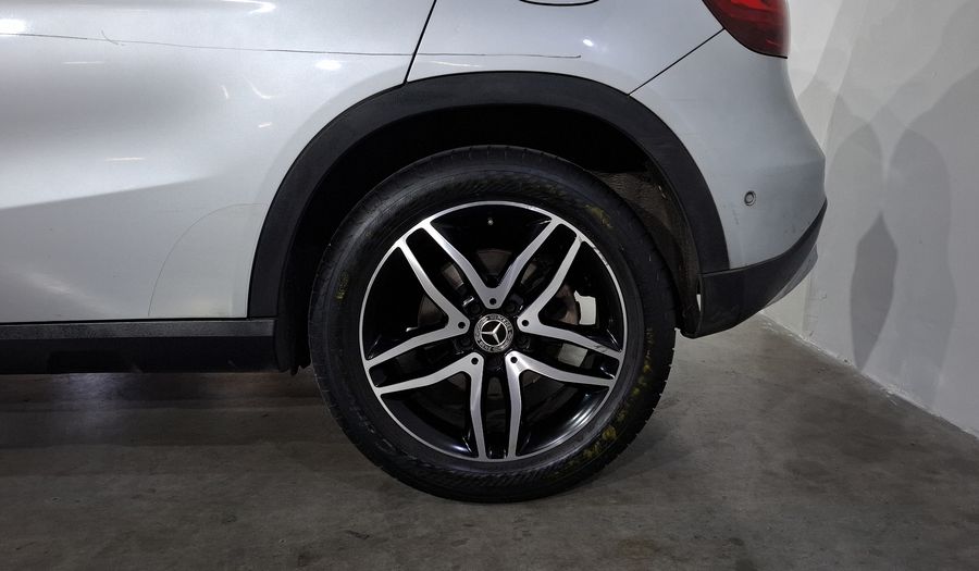 Mercedes Benz Clase Gla 1.6 GLA 200 SPORT DCT Suv 2018