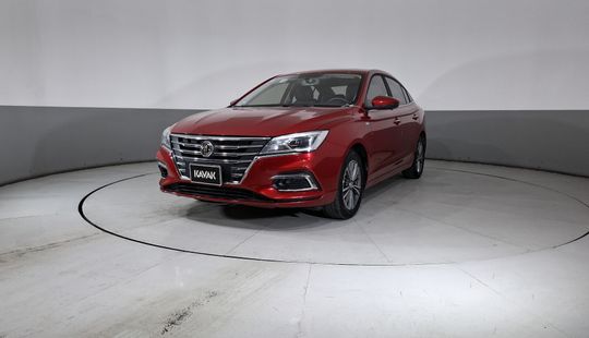 2022 • 44,693 km • Automático