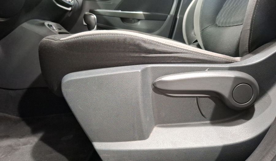 Renault Captur 2.0 INTENS AUTO Hatchback 2018