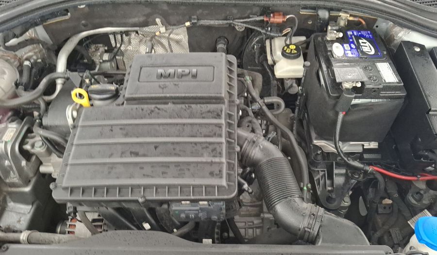 Volkswagen Jetta 1.6 STARTLINE AUTO Sedan 2020