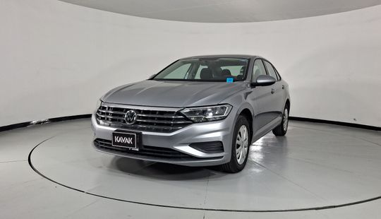 Volkswagen • Jetta