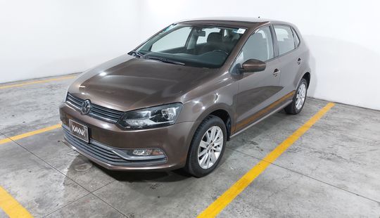 Volkswagen • Polo