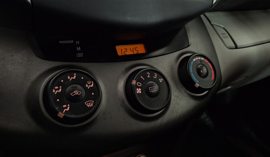 Toyota Rav4 2.4 LUJO 4X2 Suv 2011