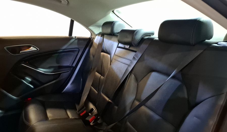 Mercedes Benz Clase Cla 1.6 CLA 200 SPORT DCT Coupe 2018