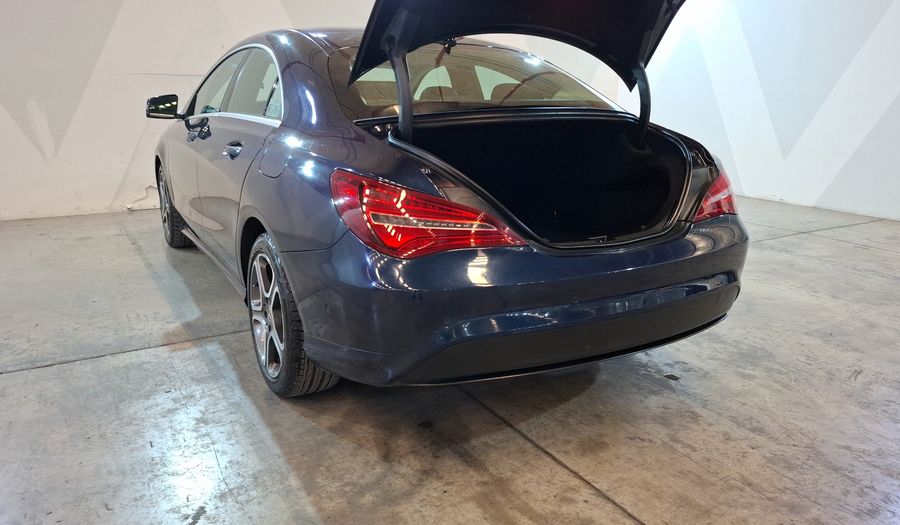 Mercedes Benz Clase Cla 1.6 CLA 200 SPORT DCT Coupe 2018