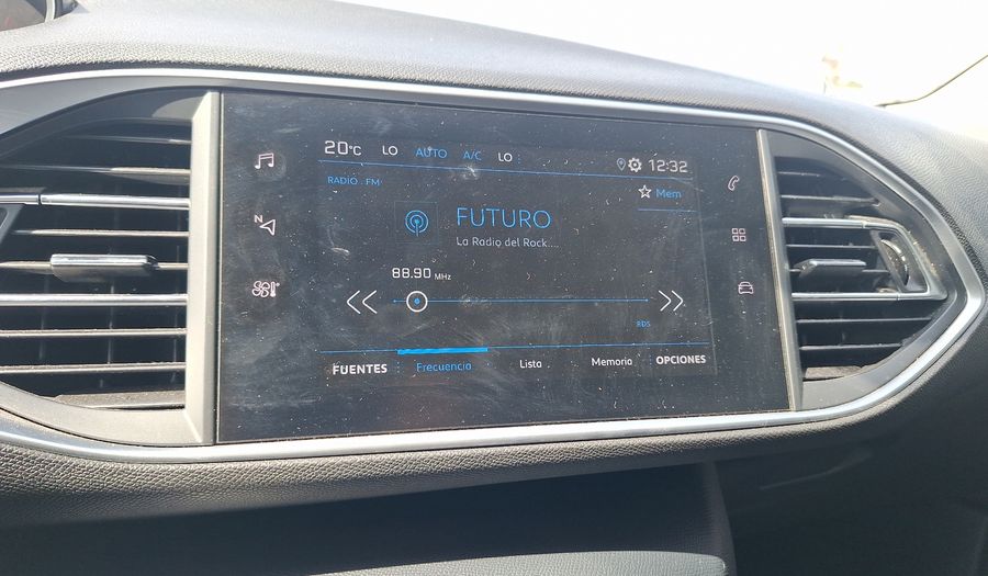 Peugeot 308 1.2 PURETECH 130 HP ACTIVE Hatchback 2021