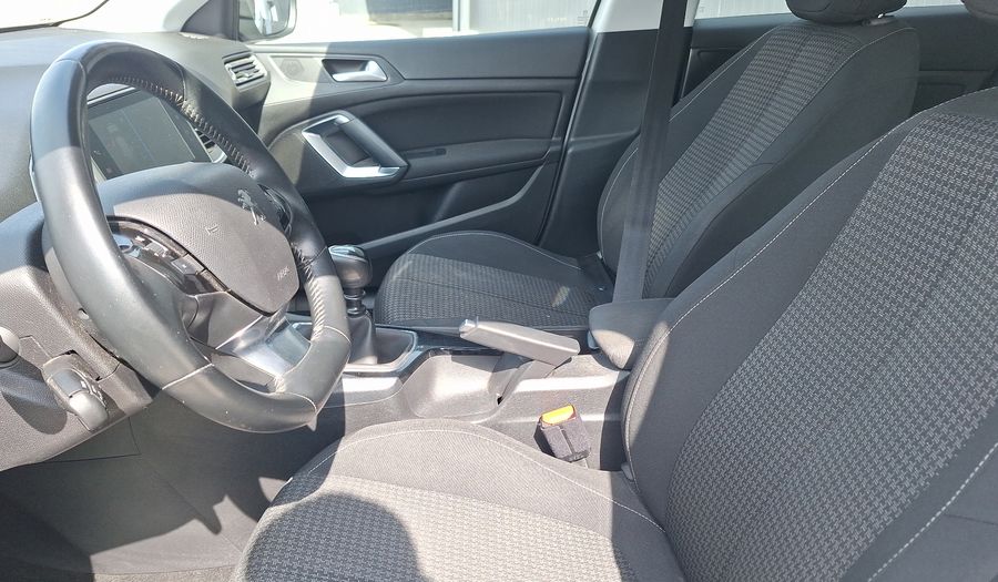 Peugeot 308 1.2 PURETECH 130 HP ACTIVE Hatchback 2021