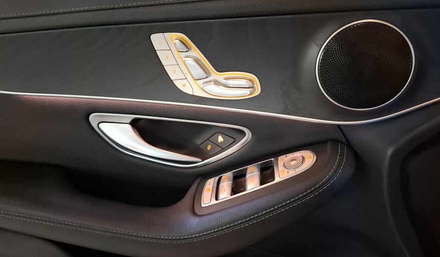 Mercedes Benz Clase Glc 2.0 GLC 300 SPORT AUTO 4WD Suv 2018