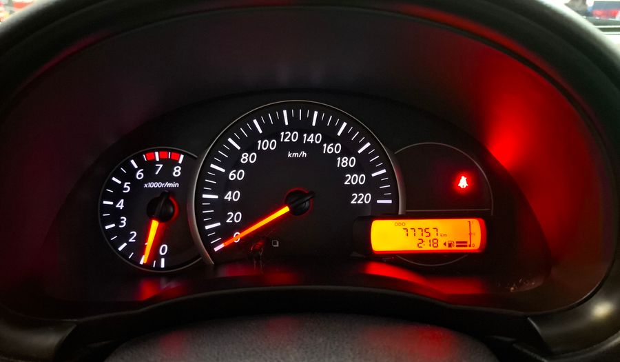 Nissan March 1.6 ADVANCE Hatchback 2018