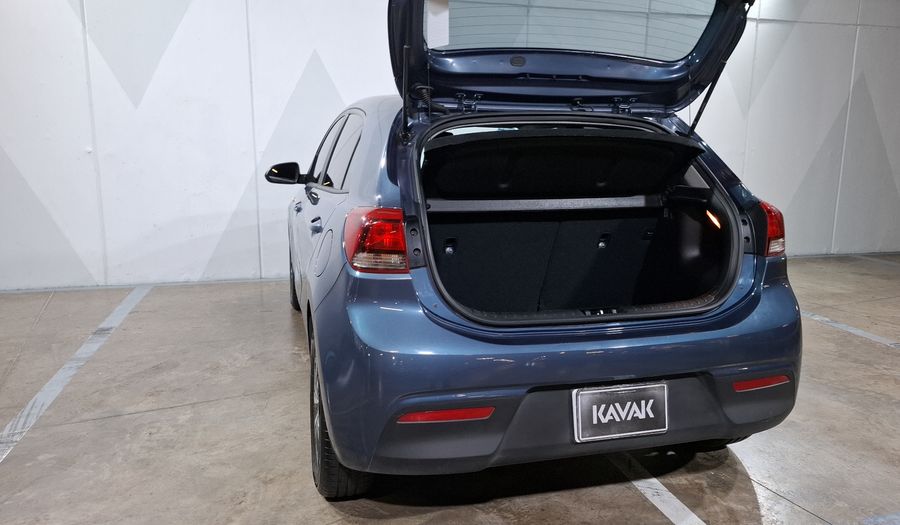 Kia Rio 1.6 LX Hatchback 2023