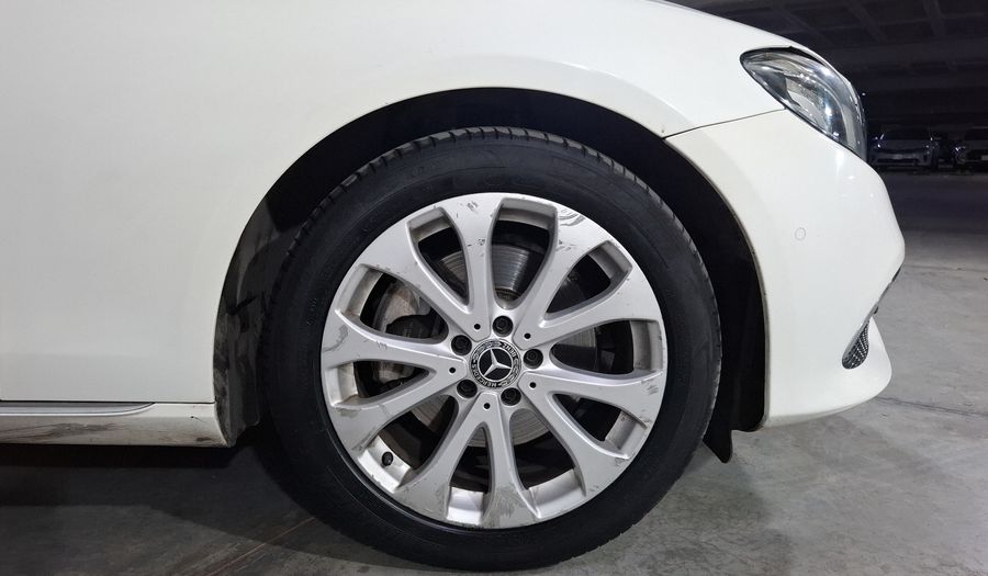 Mercedes Benz Clase E 2.0 200 EXCLUSIVE AUTO Sedan 2020