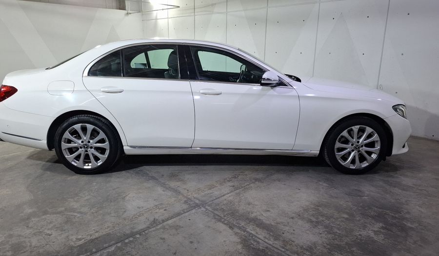 Mercedes Benz Clase E 2.0 200 EXCLUSIVE AUTO Sedan 2020