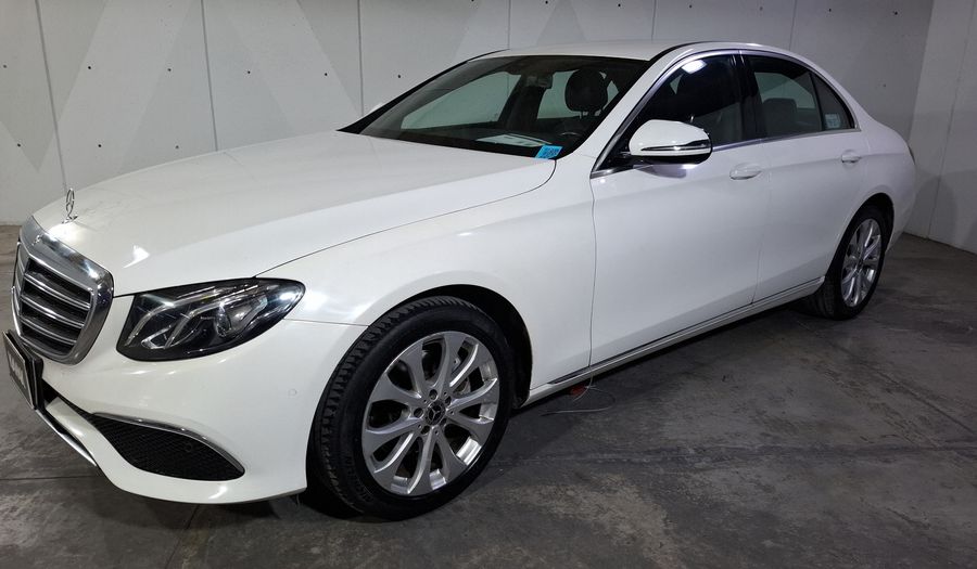 Mercedes Benz Clase E 2.0 200 EXCLUSIVE AUTO Sedan 2020
