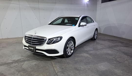 Mercedes Benz • Clase E