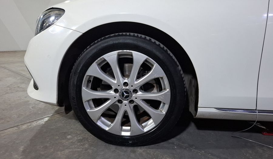 Mercedes Benz Clase E 2.0 200 EXCLUSIVE AUTO Sedan 2020