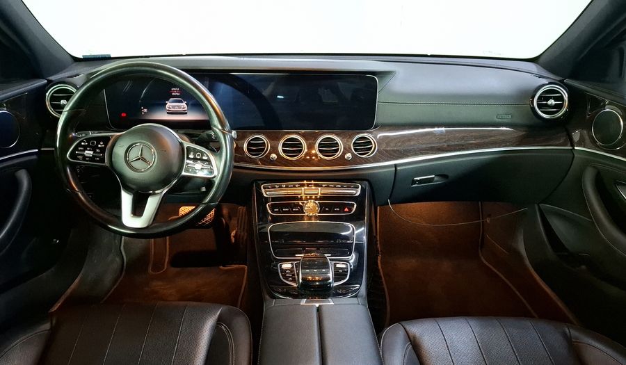 Mercedes Benz Clase E 2.0 200 EXCLUSIVE AUTO Sedan 2020