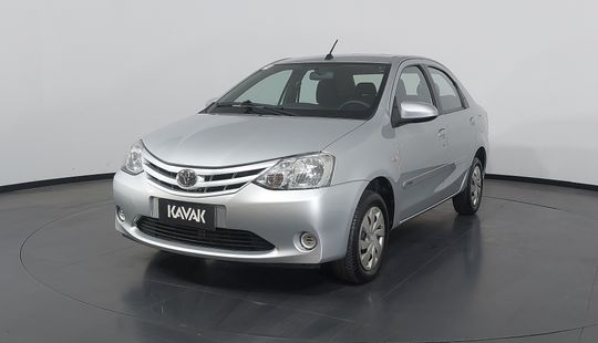 Toyota • Etios