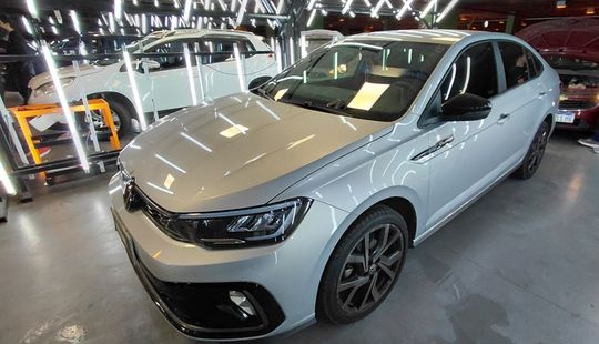 Volkswagen • Virtus
