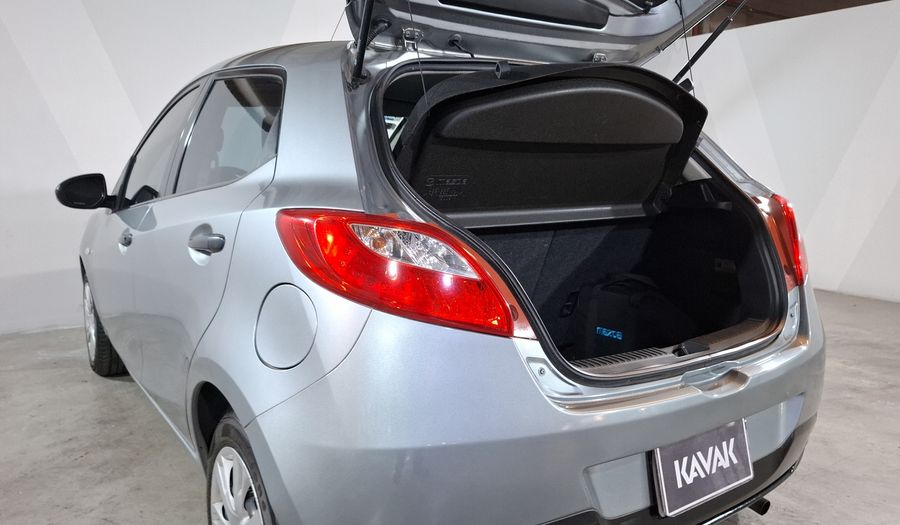 Mazda 2 1.5 SPORT TA Hatchback 2014