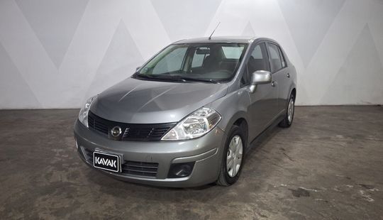 Nissan • Tiida