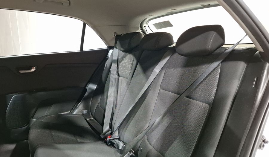 Kia Rio 1.6 LX Hatchback 2022
