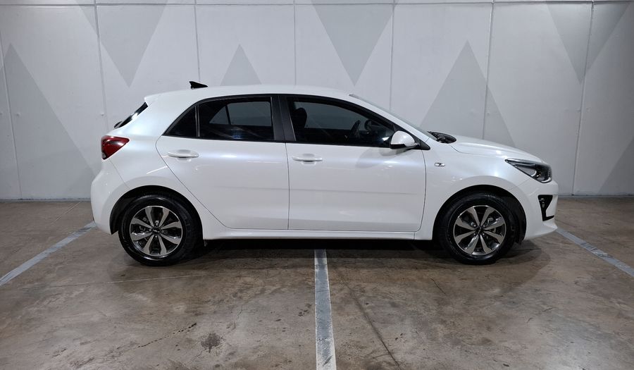 Kia Rio 1.6 LX Hatchback 2022