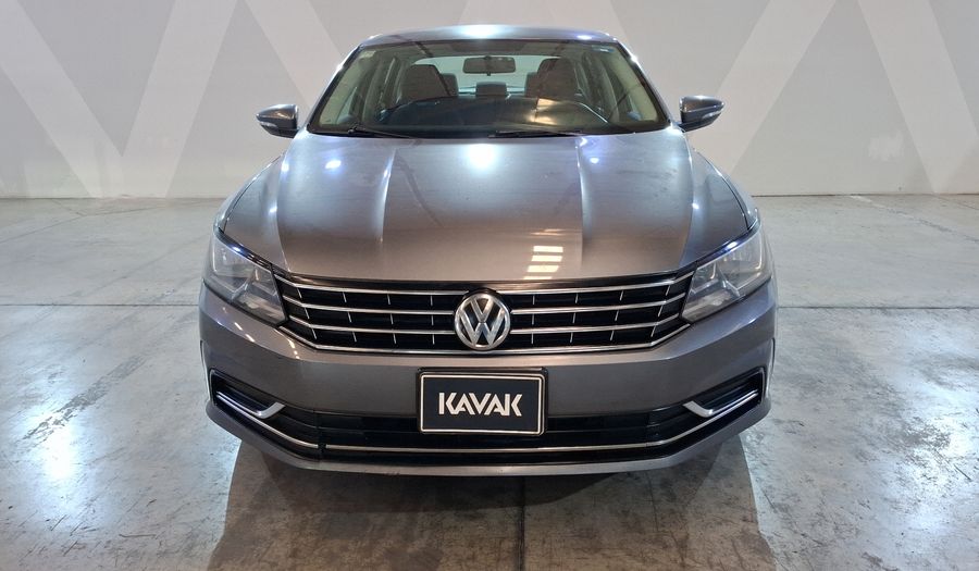 Volkswagen Passat 2.5 COMFORTLINE Sedan 2016