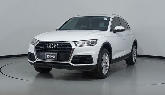 Audi • Q5