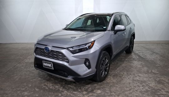Toyota • RAV4
