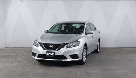 Nissan • Sentra
