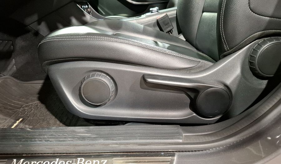 Mercedes Benz Clase Cla 1.6 CLA 200 SPORT DCT Coupe 2018