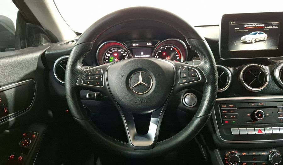 Mercedes Benz Clase Cla 1.6 CLA 200 SPORT DCT Coupe 2018