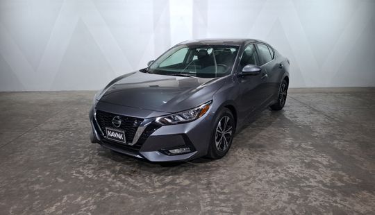 Nissan • Sentra