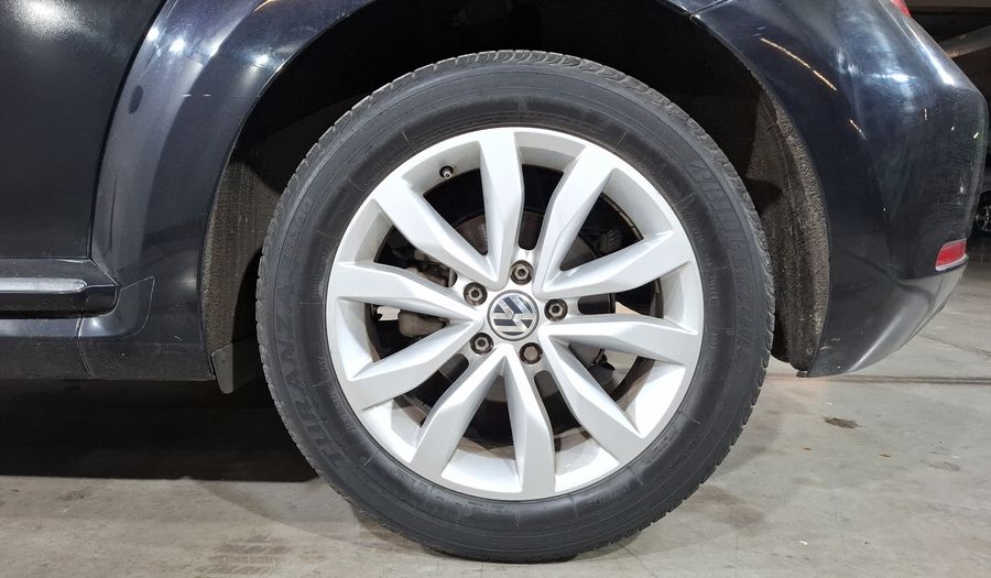 Volkswagen Beetle 2.5 SPORT TIPTRONIC Hatchback 2013