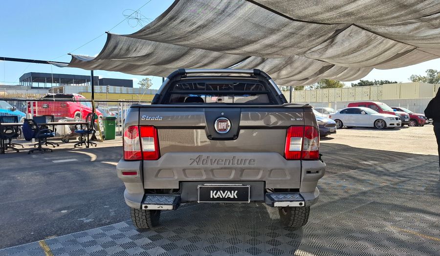 Fiat Strada 1.6 16V ADVENTURE CD Pickup 2013