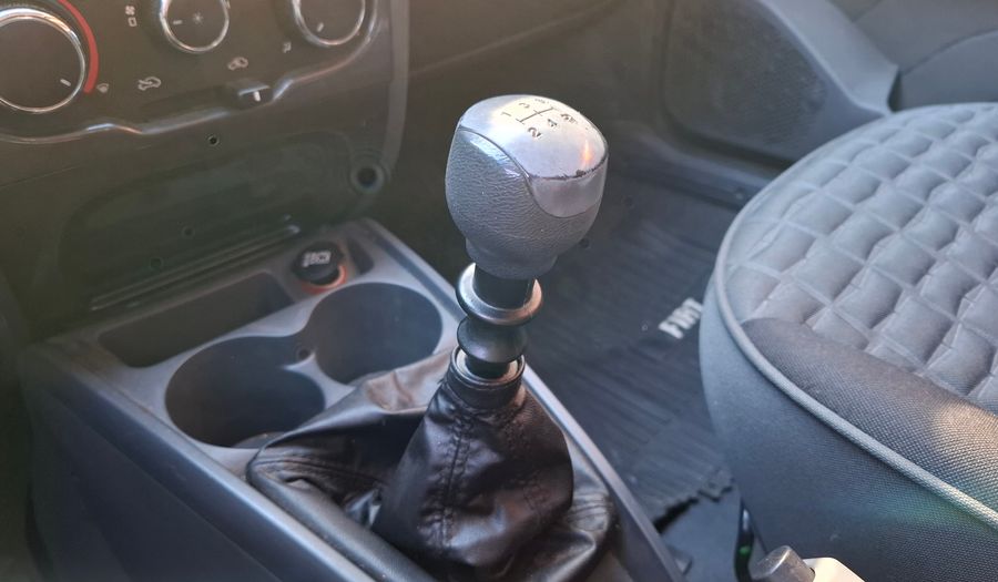 Fiat Strada 1.6 16V ADVENTURE CD Pickup 2013