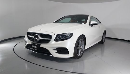 Mercedes Benz • Clase E