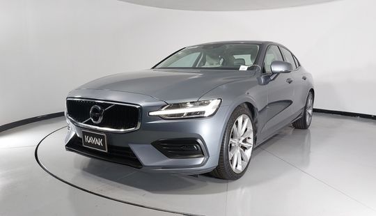 Volvo • S60