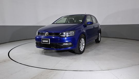 Volkswagen • Polo