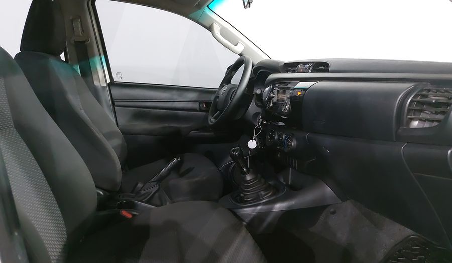Toyota Hilux 2.7 DOBLE CABINA SR (D-CAB SR) Pickup 2016