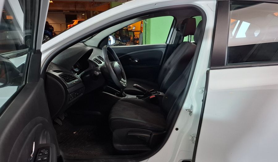 Renault Fluence 1.6 CONFORT PLUS Sedan 2013