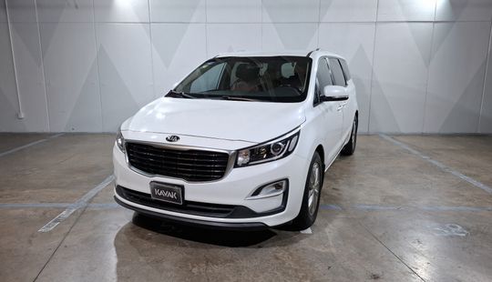 Kia • Sedona