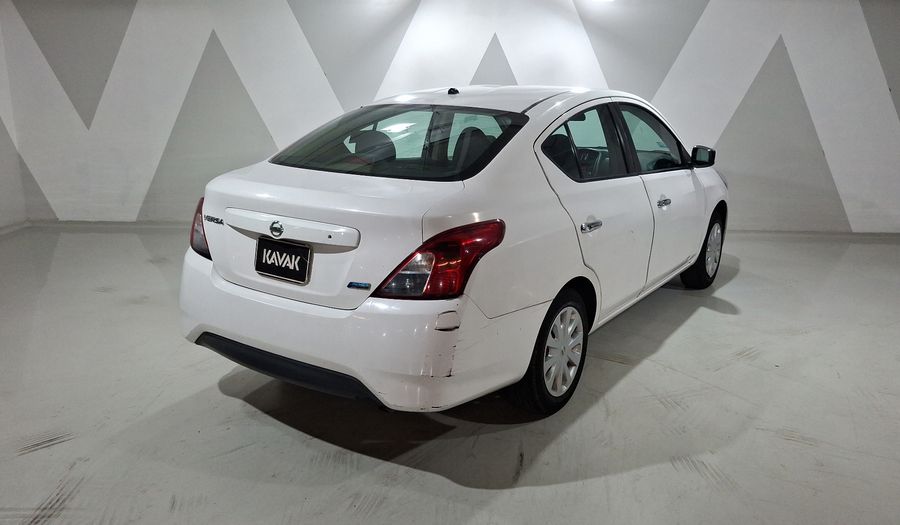 Nissan Versa 1.6 SENSE TM AC Sedan 2016