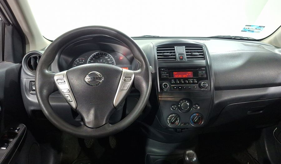 Nissan Versa 1.6 SENSE TM AC Sedan 2016
